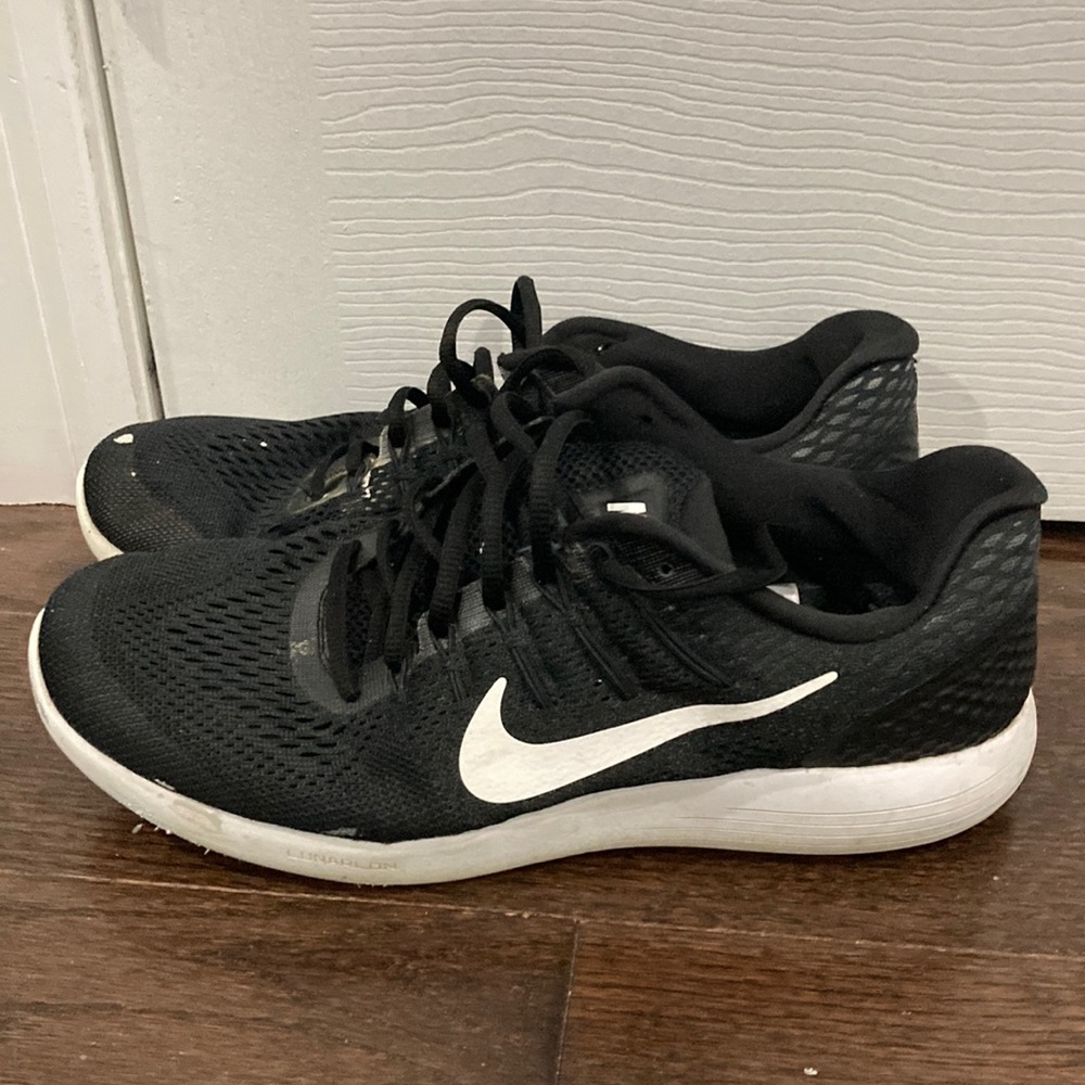 Men Nike shoes